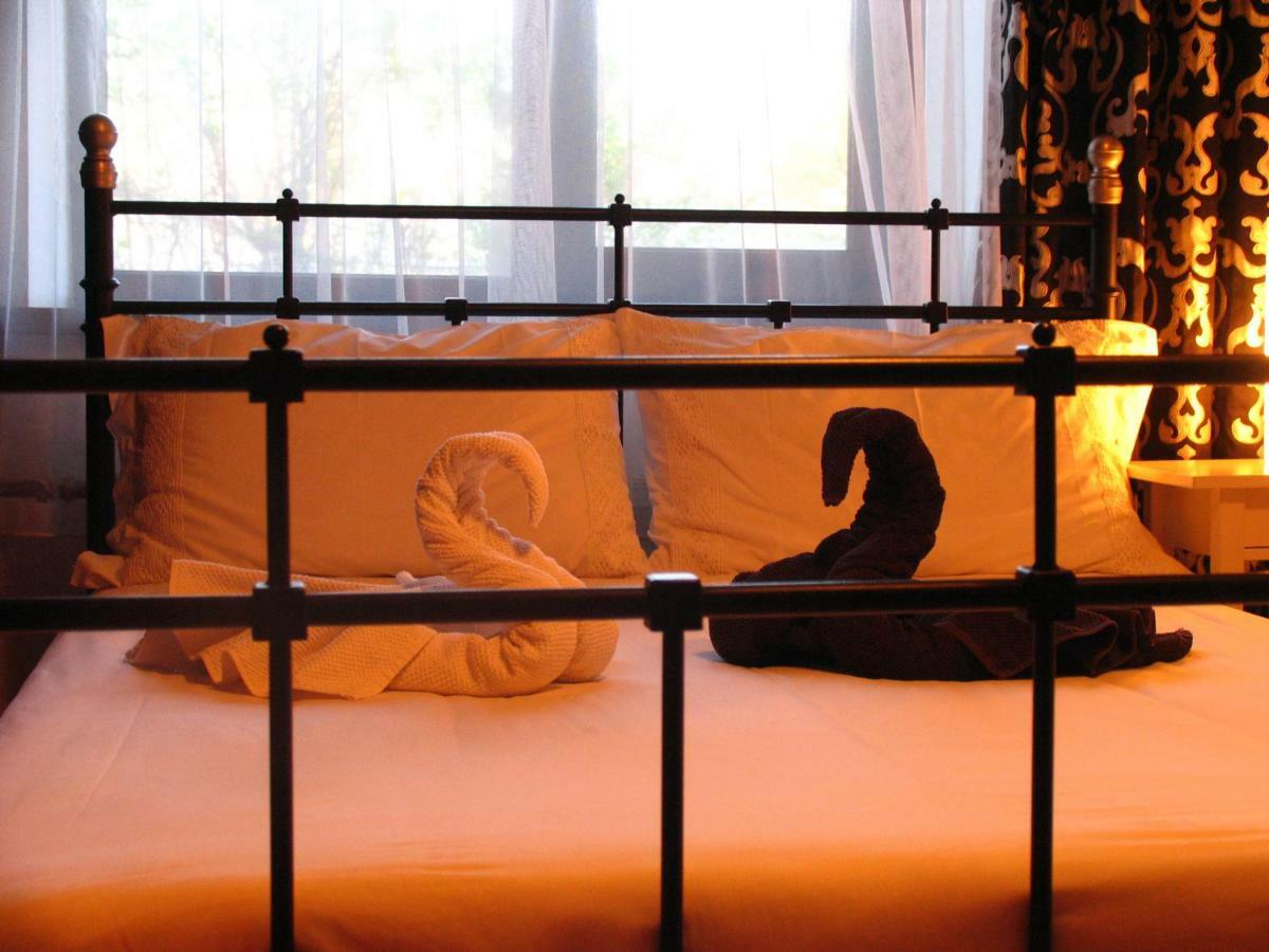 Memo'S Boutique Guesthouse 卡拉科尔 外观 照片